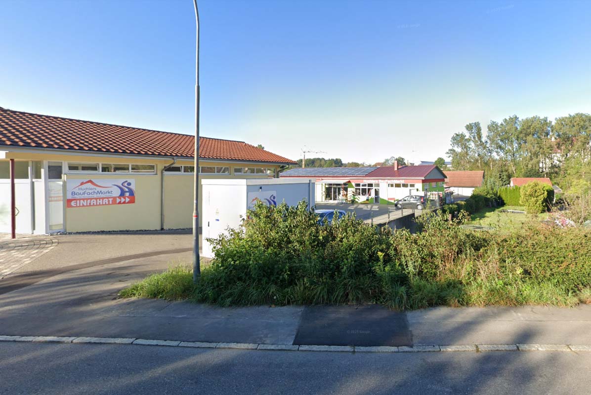Huchler Baufachmarkt Aussenansicht